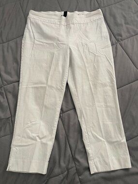 Chico's White So Slimming Brigitte Cropped Pants Size 3 / XL